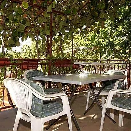1001 Hotel 4*