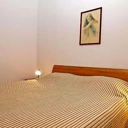 1001 Hotel 4*